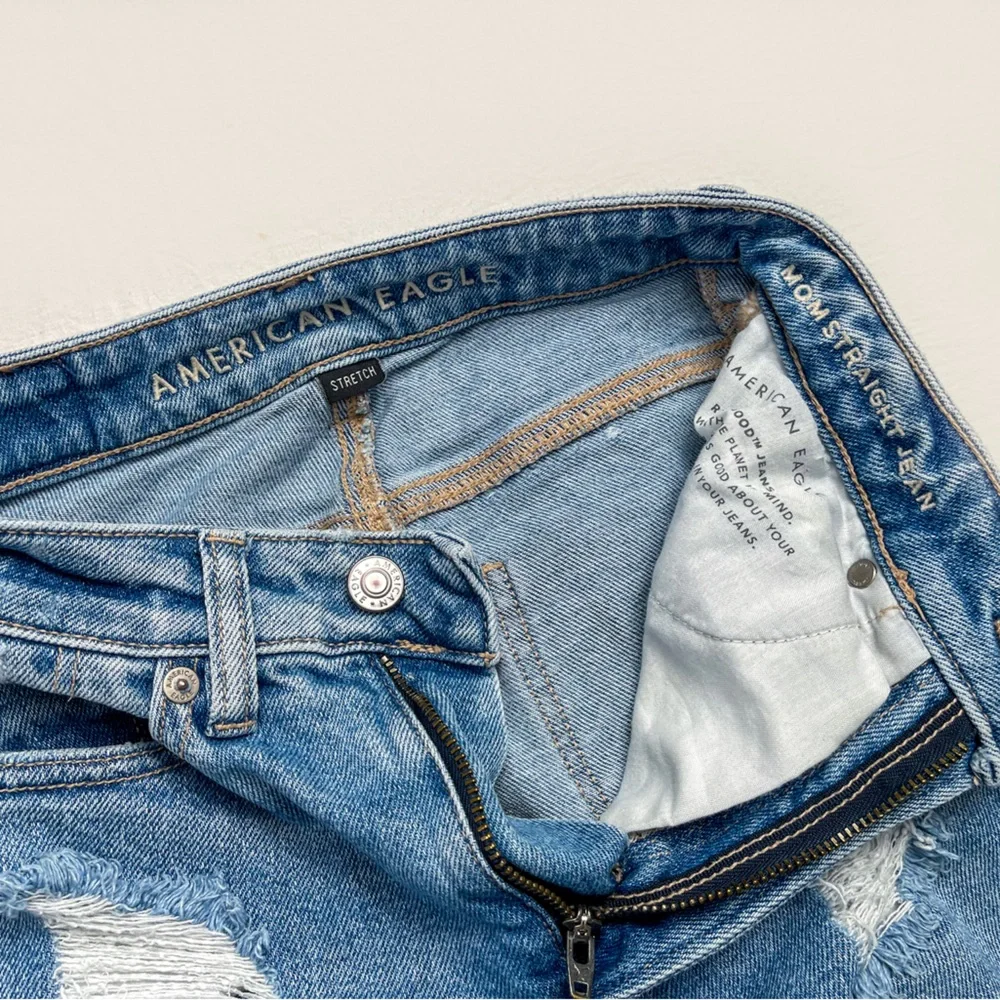 American Eagle DistressedMom Straight Jean size 00 - Picture 5 of 7